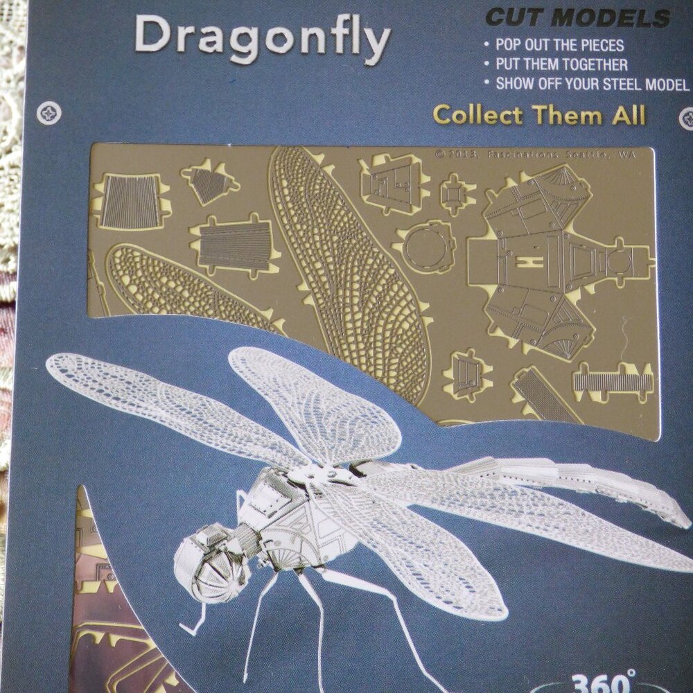METAL EARTH DRAGONFLY AUTHENTIC MUSEUM QUALITY 3D LASER CUT REPLICAS 360 VIEW